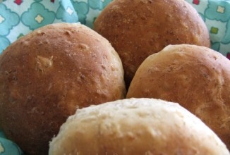 Сладкий овсяной хлеб (или булочки)