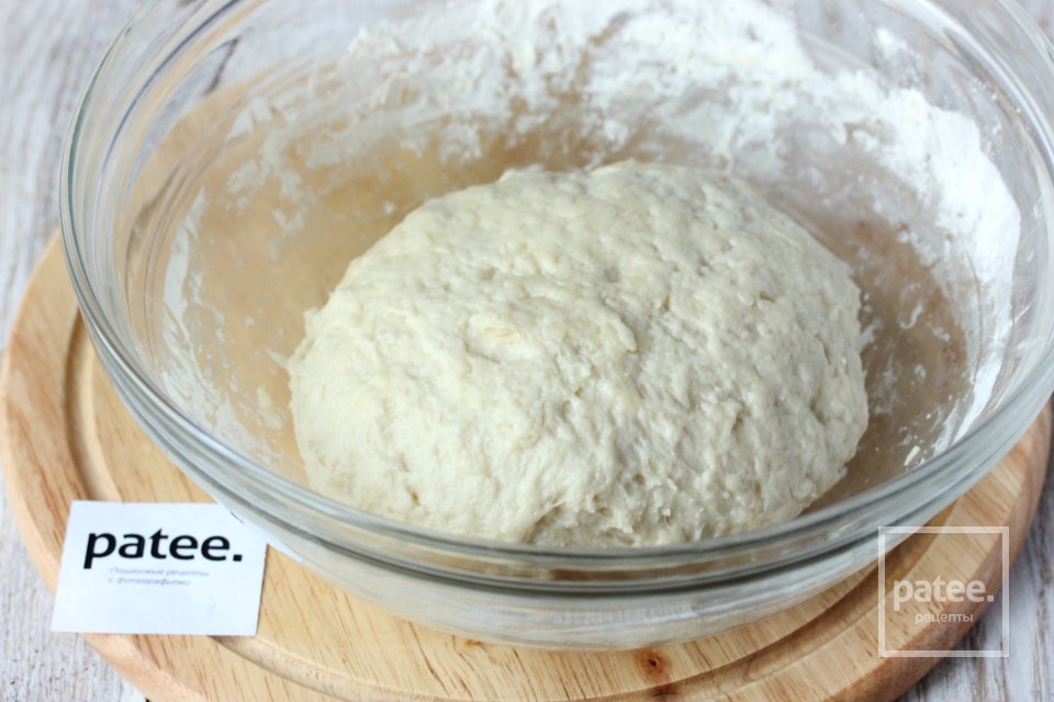 Пирожки из дрожжевого теста с абрикосами - Шаг 7