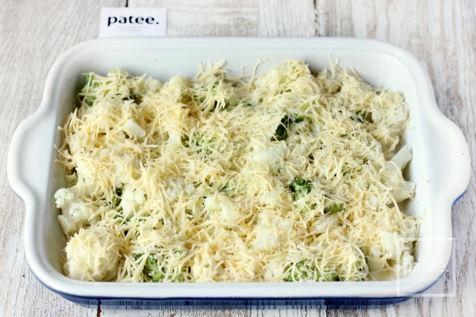 Запеканка из цветной капусты и брокколи - Шаг 10