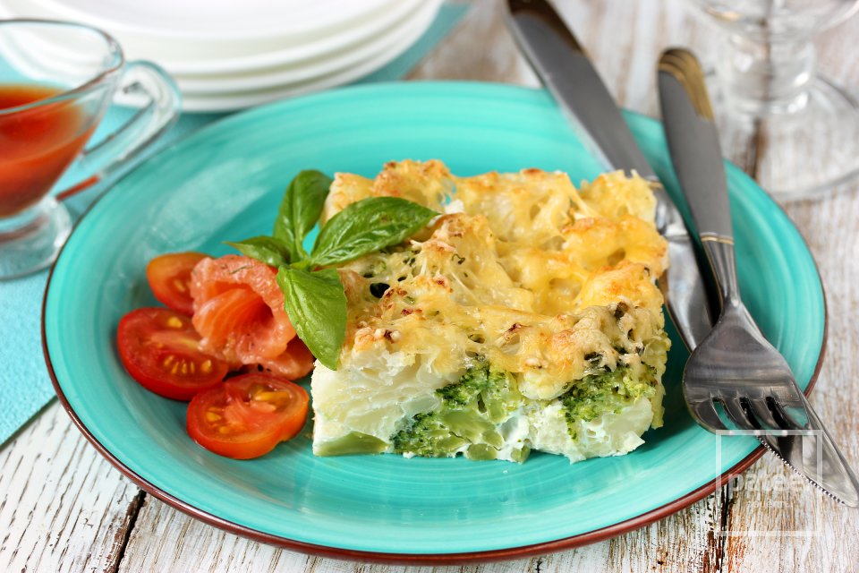 Запеканка из цветной капусты и брокколи - Шаг 12