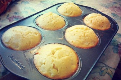 Кокосовые кексы с ананасами - приготовление