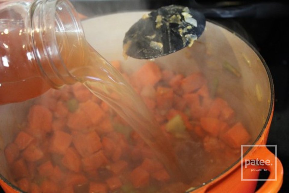 Морковный суп с острым чеддером - Шаг 11