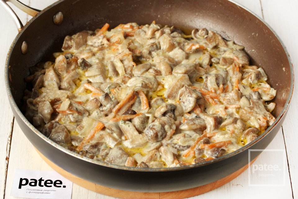 Маслята в сметане - Шаг 10