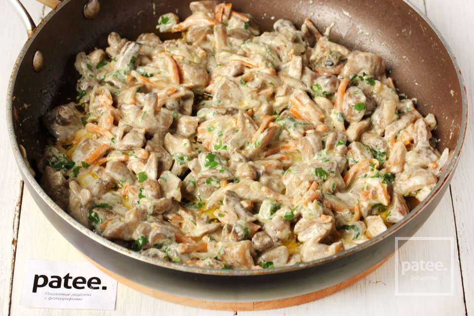 Маслята в сметане - Шаг 12