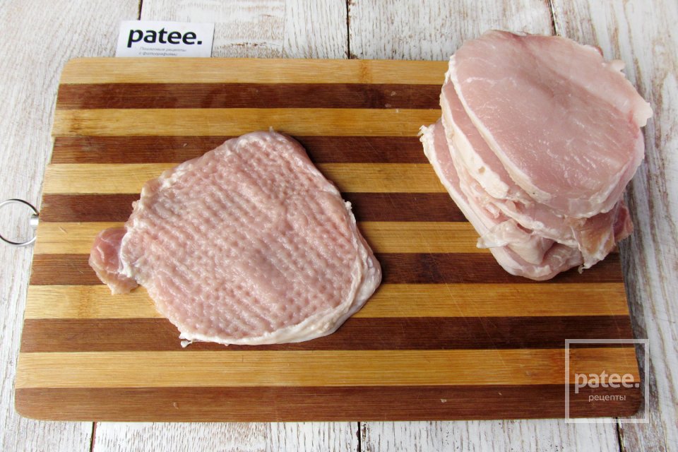Свиные отбивные с помидорами и брынзой - Шаг 3