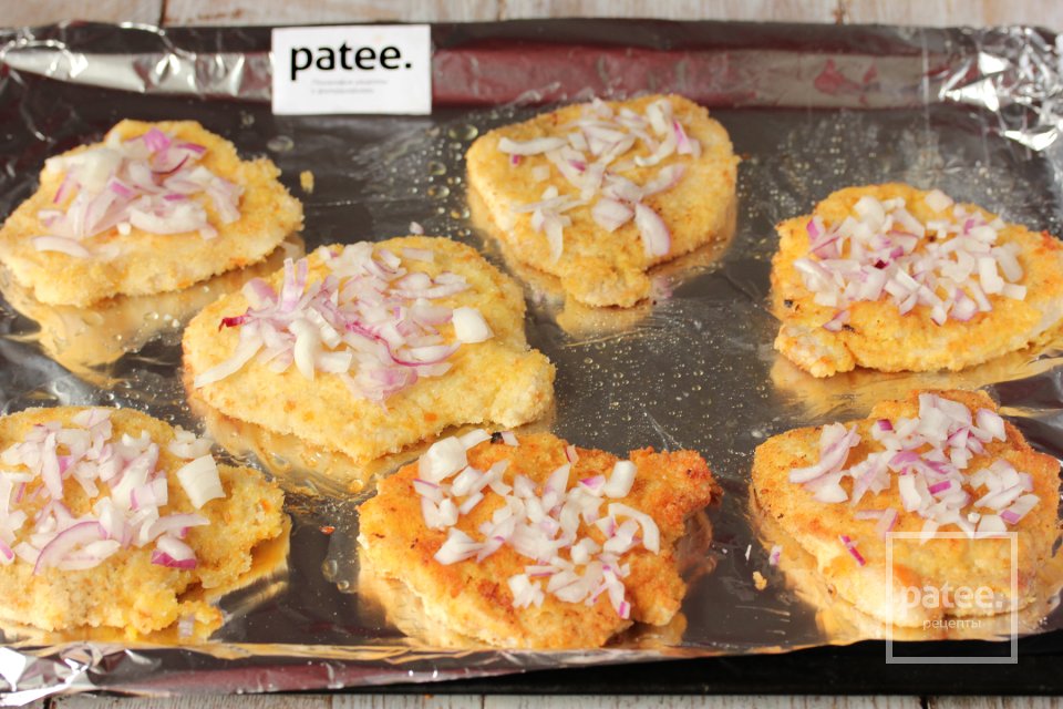 Свиные отбивные с помидорами и брынзой - Шаг 15