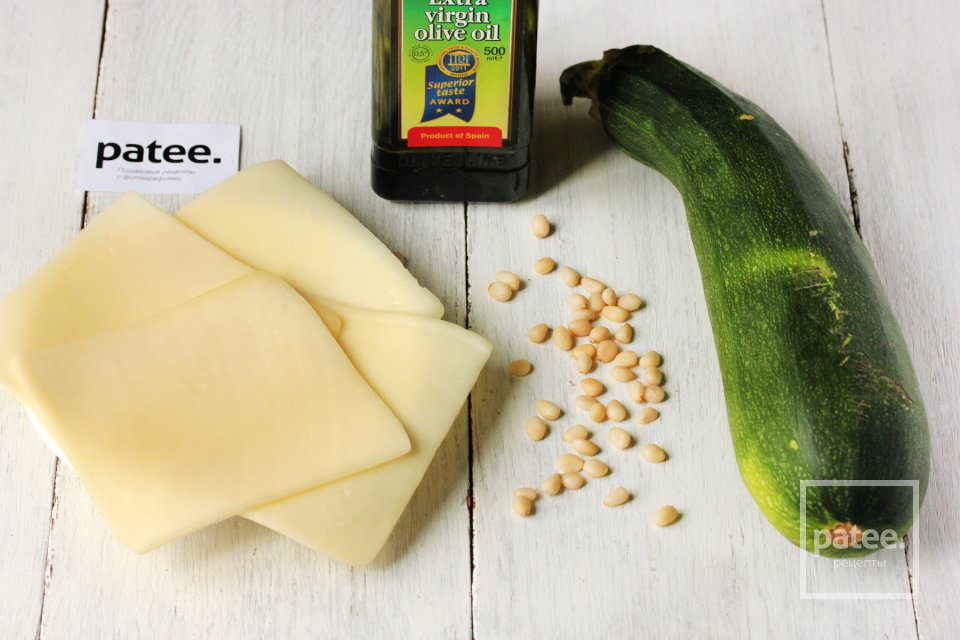 Рулетики из цуккини с сыром - Шаг 1