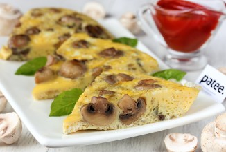 Омлет с грибами в мультиварке