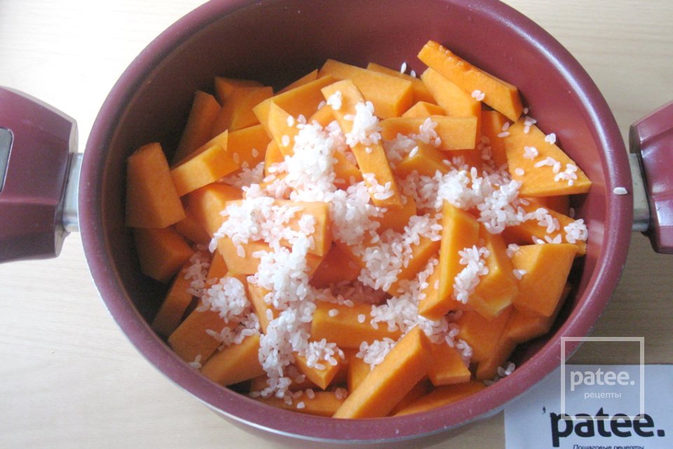 Тыквенная каша с рисом и изюмом - Шаг 4