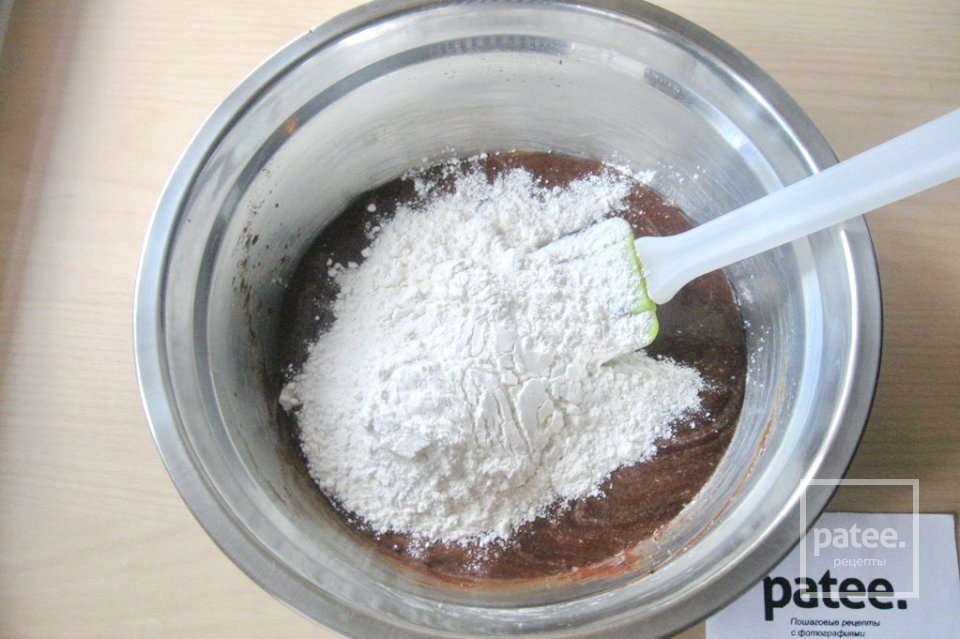 Шоколадный торт с заварным кремом - Шаг 10