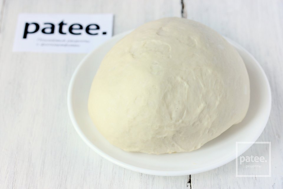 Пицца с анчоусами, маслинами и оливками - Шаг 2