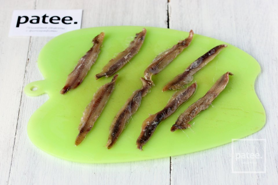 Пицца с анчоусами, маслинами и оливками - Шаг 7