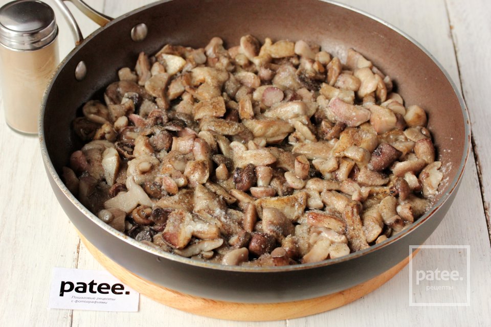 Маслята в томатно-сливочном соусе - Шаг 4