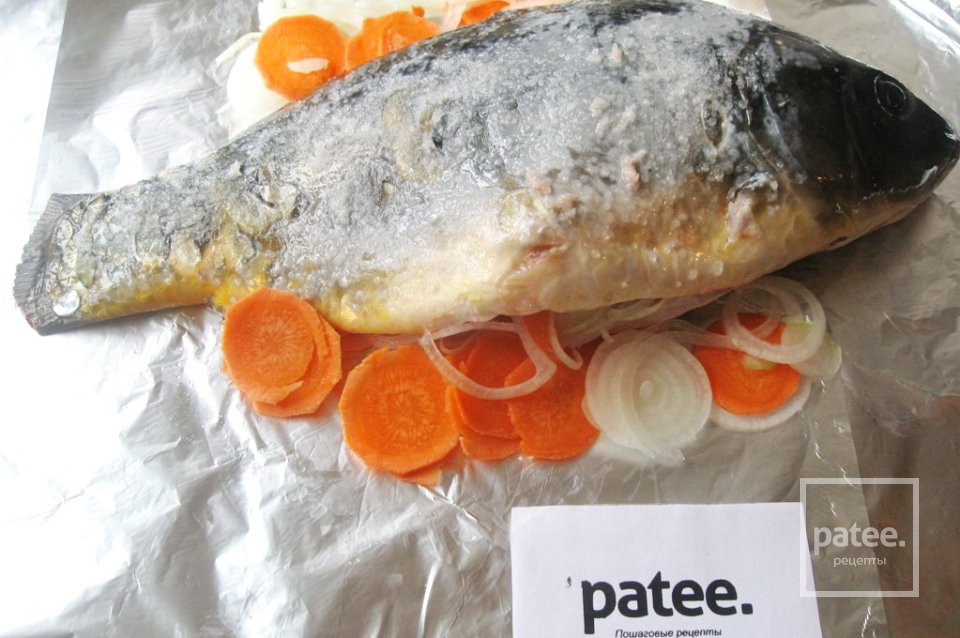 Карп, запеченный в фольге - Шаг 8