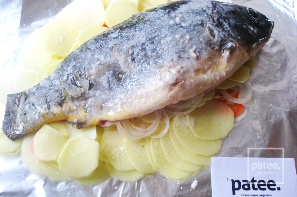 Карп, запеченный в фольге - Шаг 9