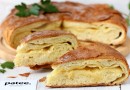 Слоёный пирог с сыром
