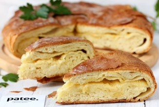 Слоёный пирог с сыром