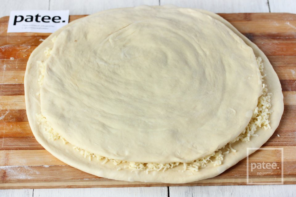 Слоёный пирог с сыром - Шаг 16
