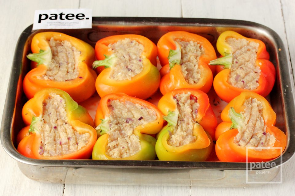 Запечённый перец, фаршированный курицей и кускусом - Шаг 13