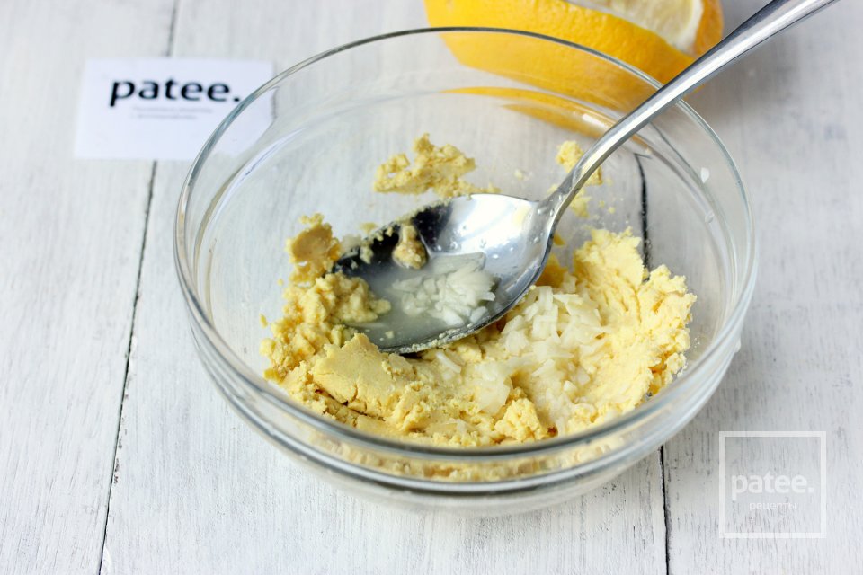 Салат Цезарь с курицей - Шаг 9