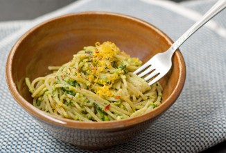 Паста со шпинатом и авокадо