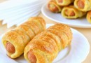 Сосиски в дрожжевом слоеном тесте