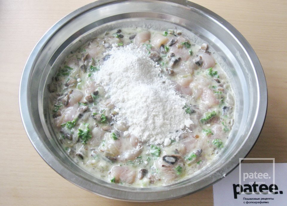 Рубленые куриные котлеты с грибами - Шаг 12