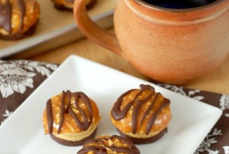 Пончики с карамелью и шоколадом