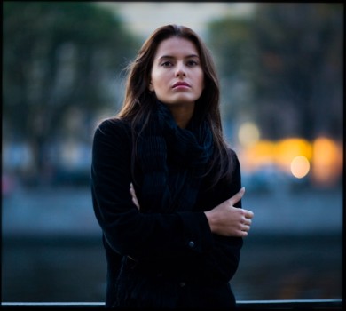 Как вести себя с мужчиной, которому 40, мне 22, хочу его завоевать.