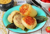 Перец, фаршированный свининой и булгуром