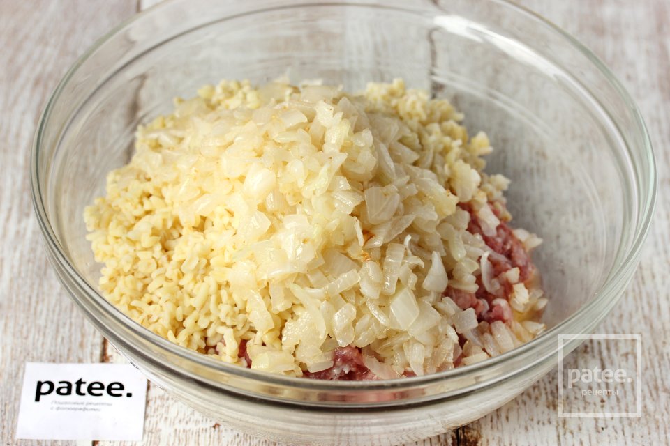 Перец, фаршированный свининой и булгуром - Шаг 11