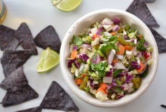 Капустный салат с халапеньо