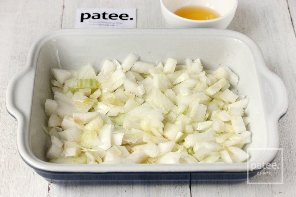 Караси, запечённые с луком - Шаг 5