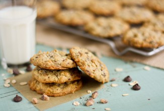 Овсяное печенье с шоколадом и карамелью
