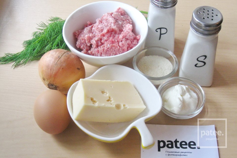 Яичный рулет с мясным фаршем - Шаг 1