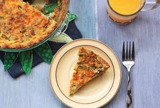 Киш со спаржей и грибами