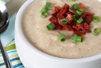 Суп из цветной капусты с паприкой и беконом