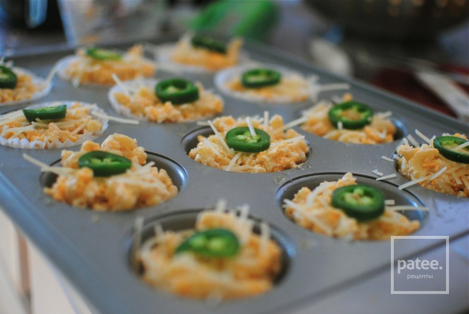 Маффины из пасты с сыром - Шаг 7