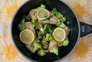 Лимонная курица с брокколи