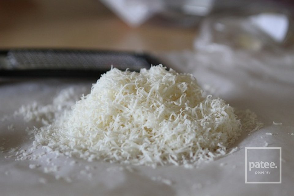 Крекеры с пармезаном и базиликом - Шаг 3