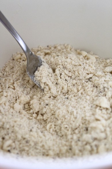 Крекеры с пармезаном и базиликом - Шаг 4