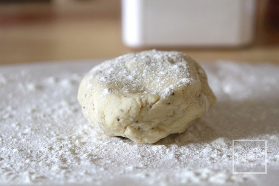 Крекеры с пармезаном и базиликом - Шаг 6