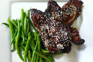 Свиные ребрышки барбекю с фасолью