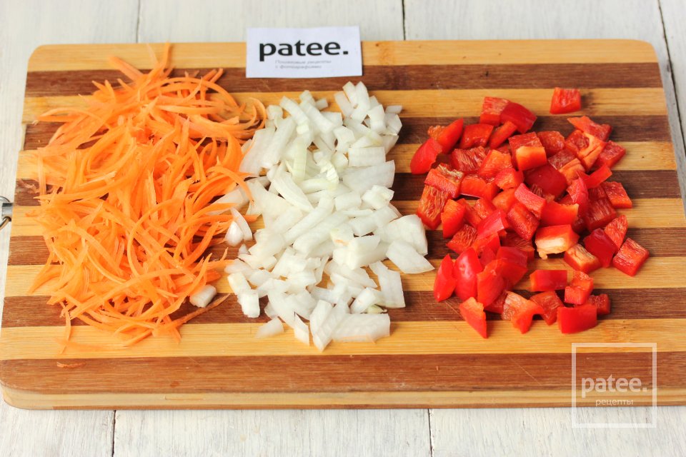 Шампиньоны, маринованные с овощами - Шаг 2