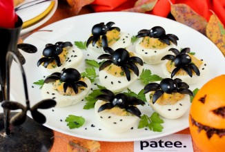 Фаршированные яйца на Хэллоуин