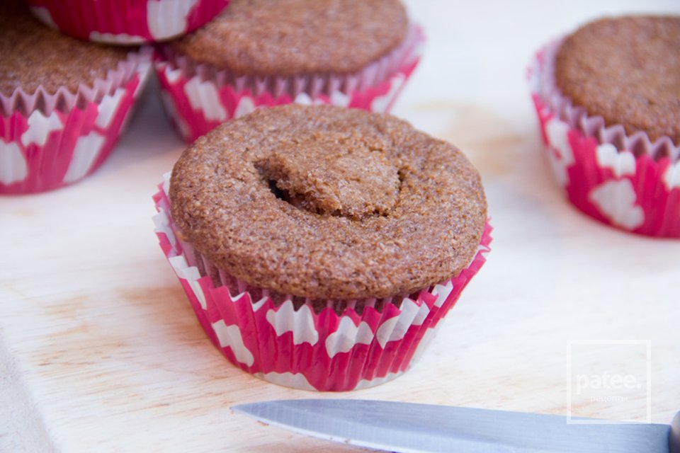 Шоколадные кексы с малиной - Шаг 16