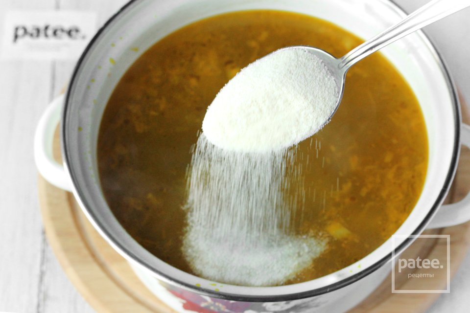 Суп из белых грибов с манной крупой - Шаг 9