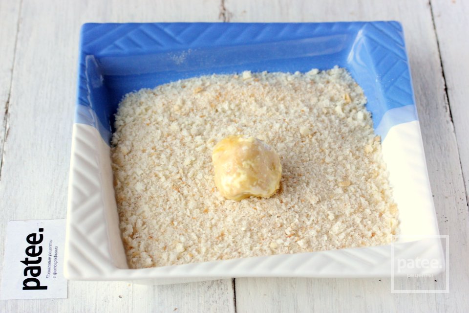 Крокеты из креветок со спагетти на Хэллоуин - Шаг 10