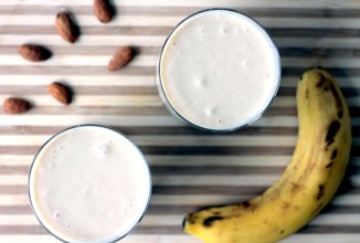 Миндально-овсяной смузи