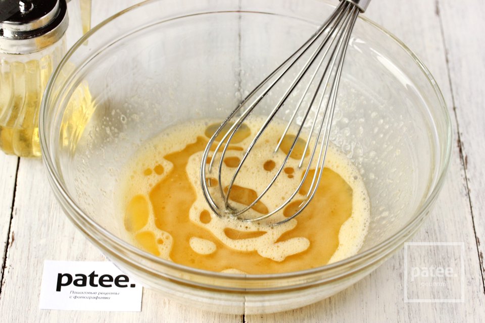 Тыквенные блины с паутинкой на Хэллоуин - Шаг 3